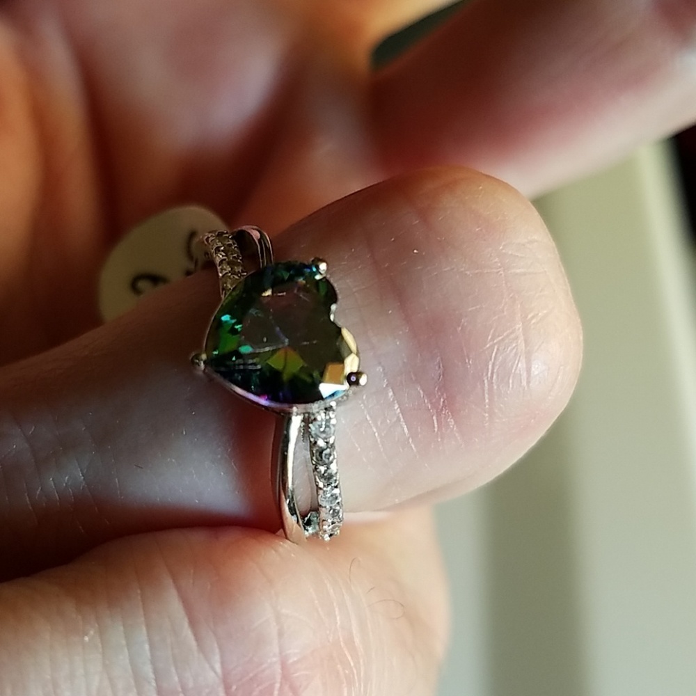Heart shape rainbow ring - Picture 5 of 5